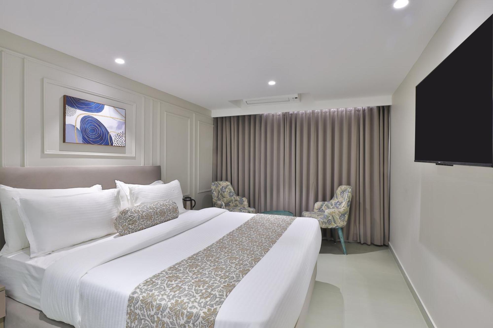 Hotel The Grand Suites Ahmedabad Ngoại thất bức ảnh