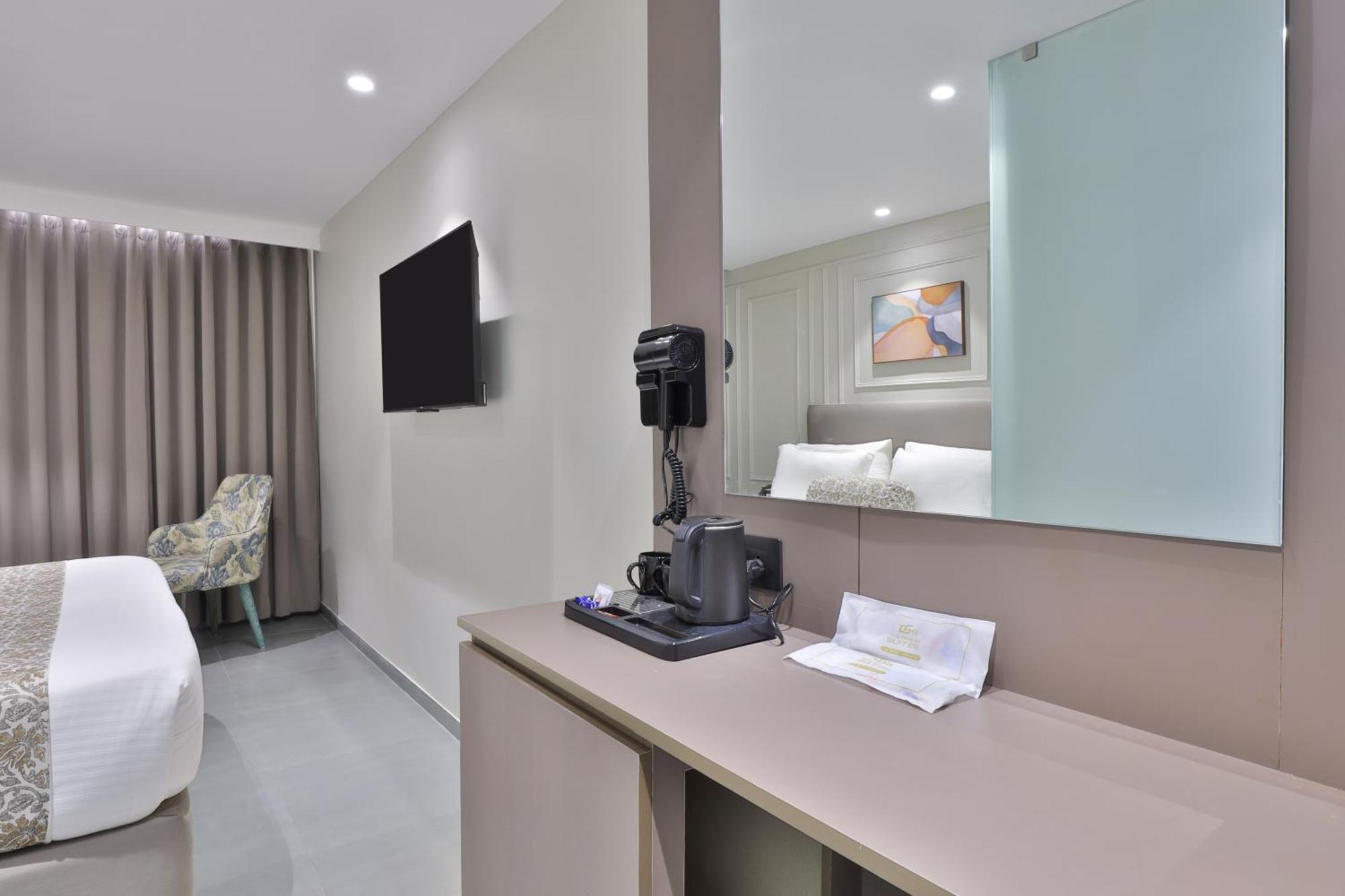 Hotel The Grand Suites Ahmedabad Ngoại thất bức ảnh