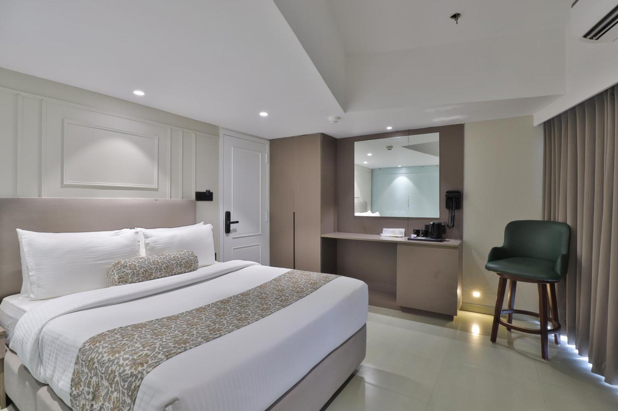 Hotel The Grand Suites Ahmedabad Ngoại thất bức ảnh